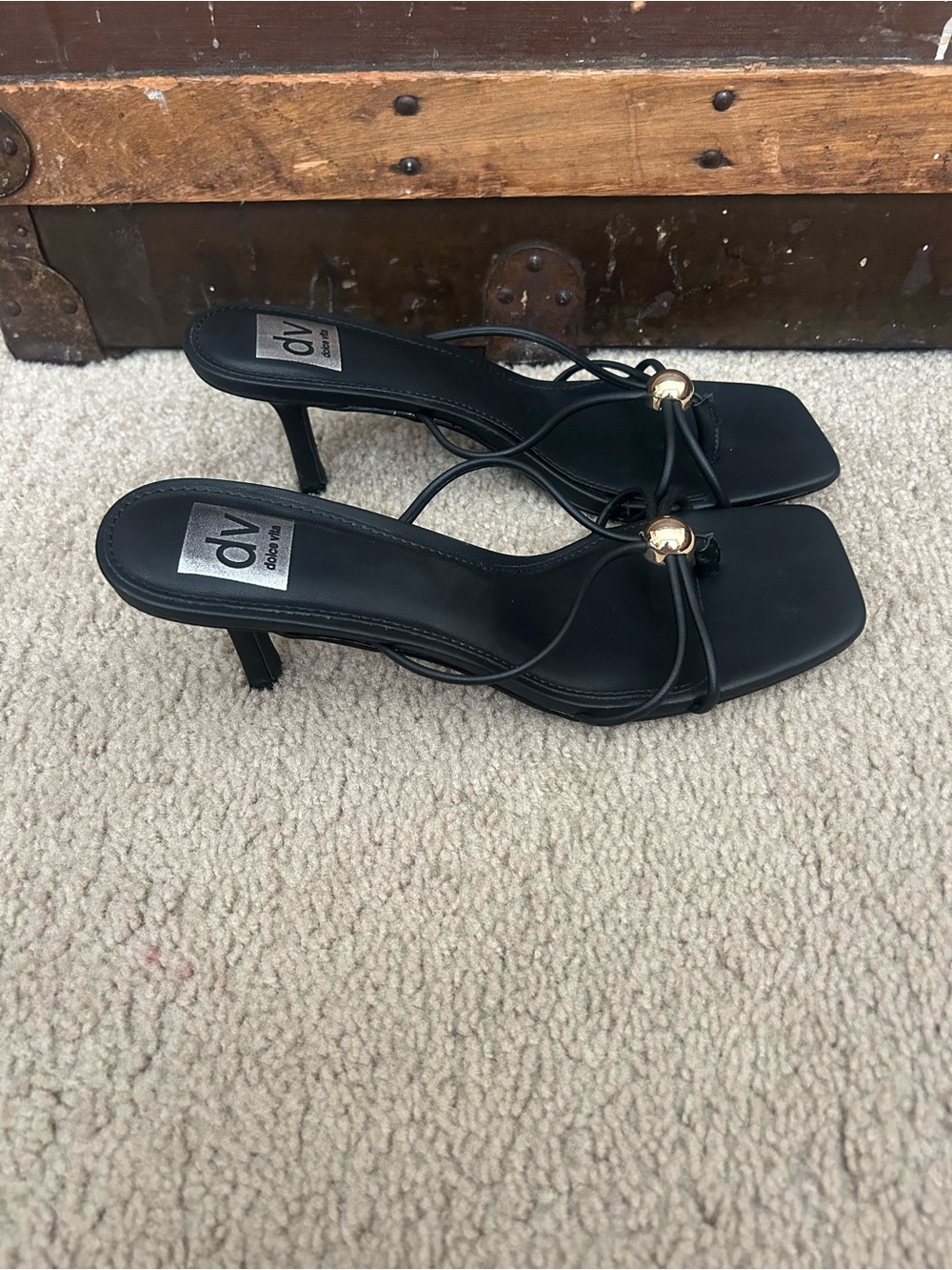 DV by Dolce Vita Black Strappy Square-Toe Kitten Heal